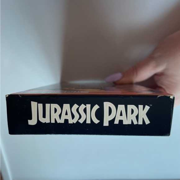 Jurassic Park VHS , 🍿🎥 1990s Vintage Blockbuster, Collectible - Picture 3 of 4
